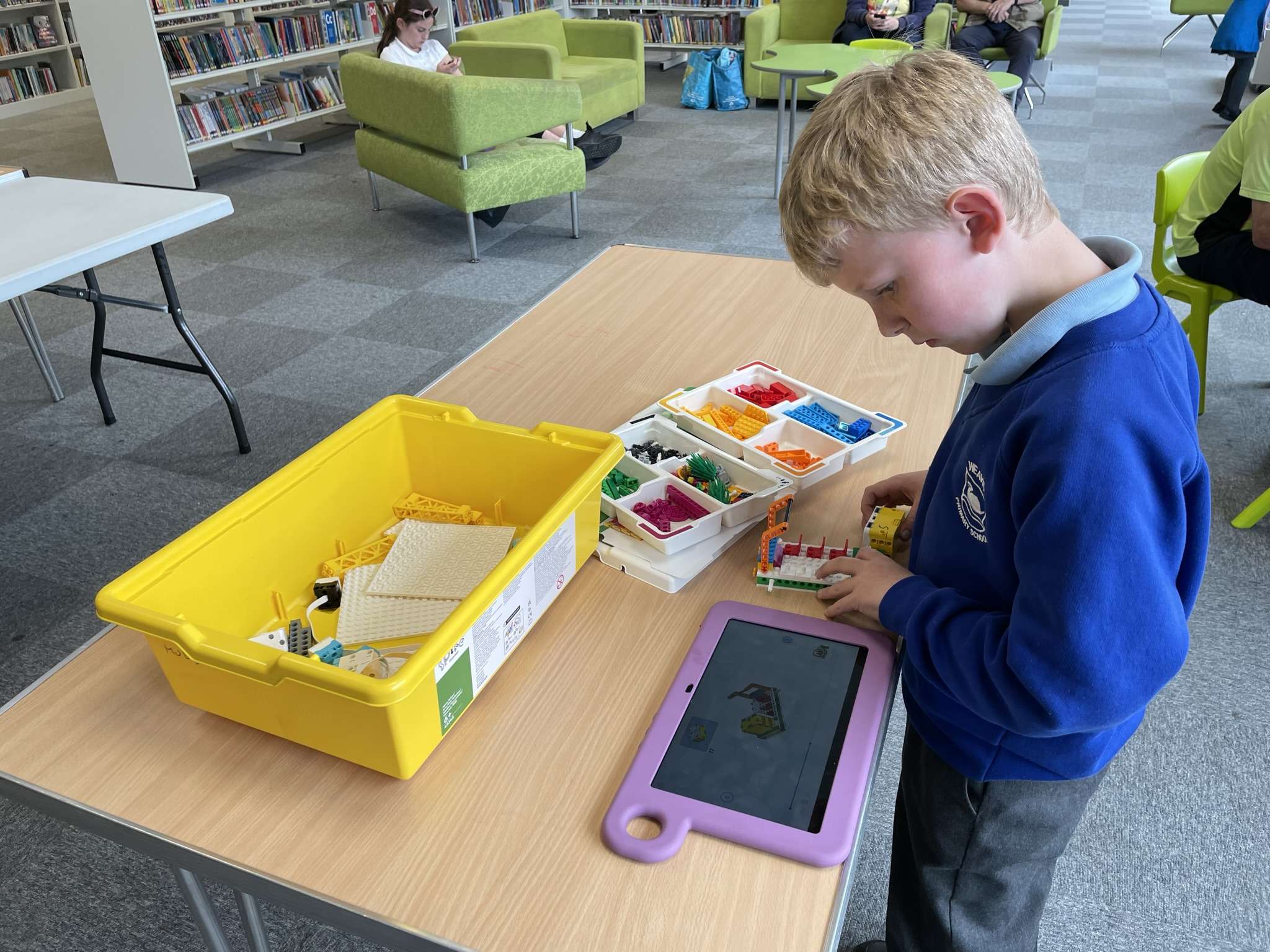 Hublet – Supporting Library Groups and Clubs
