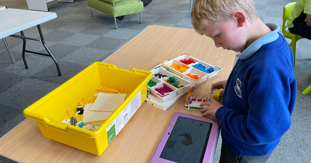 Hublet – Supporting Library Groups and Clubs