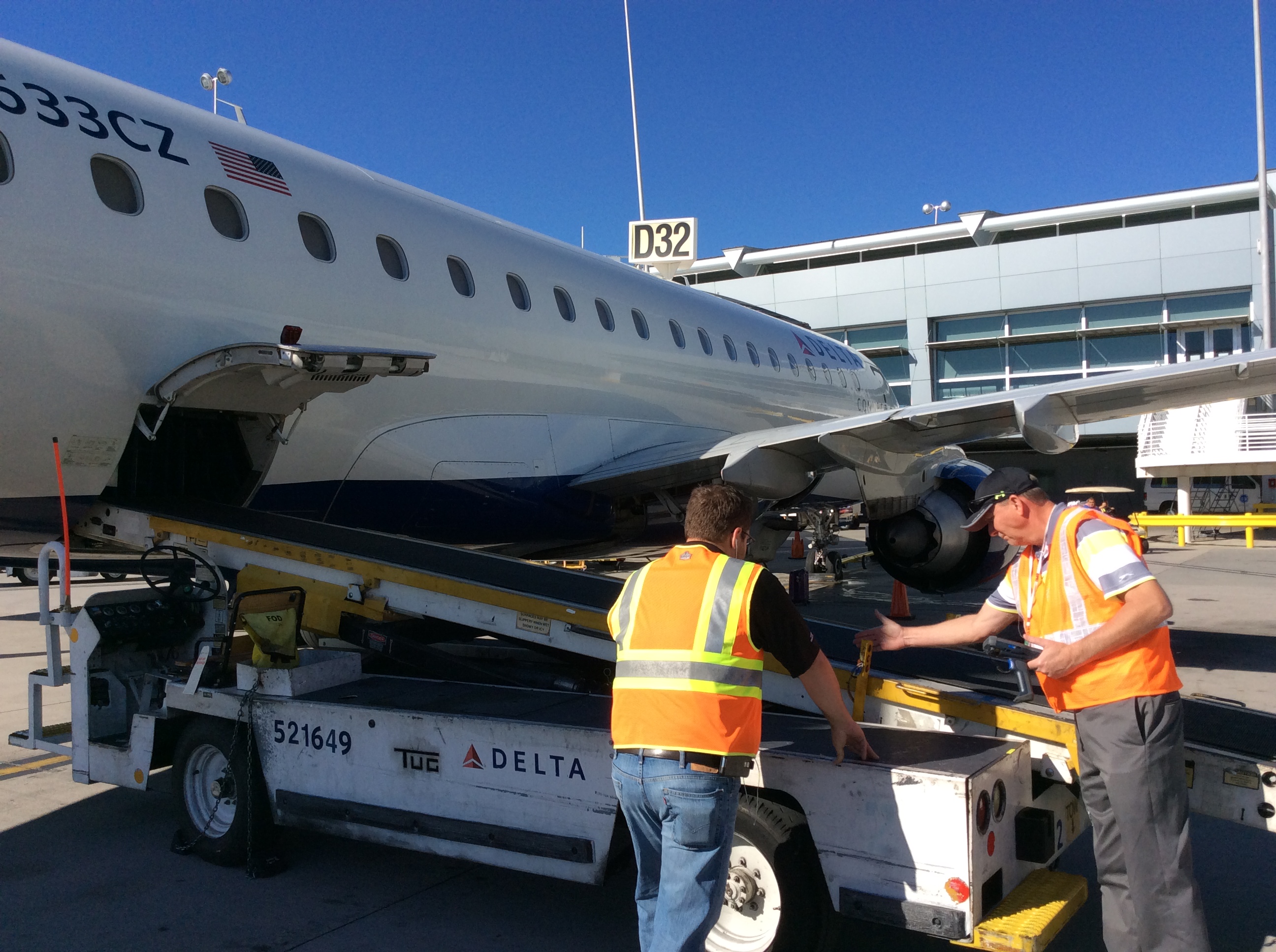 Enhancing Passenger Satisfaction and Baggage Handling Efficiency
