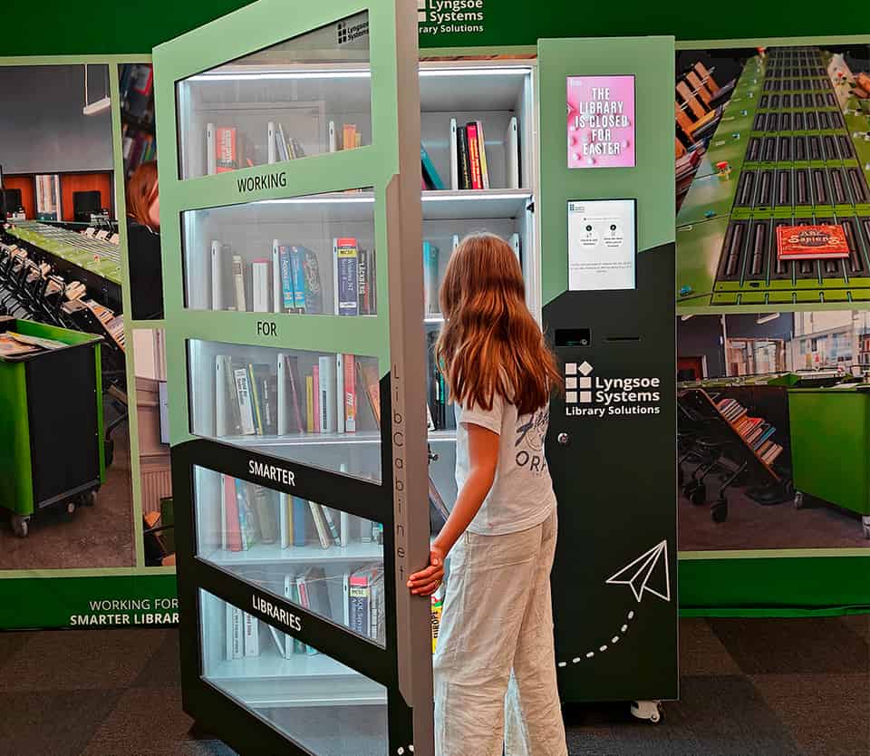 Walk Through Machine For Library Library Self Checkout Service Machine - Checkout systems