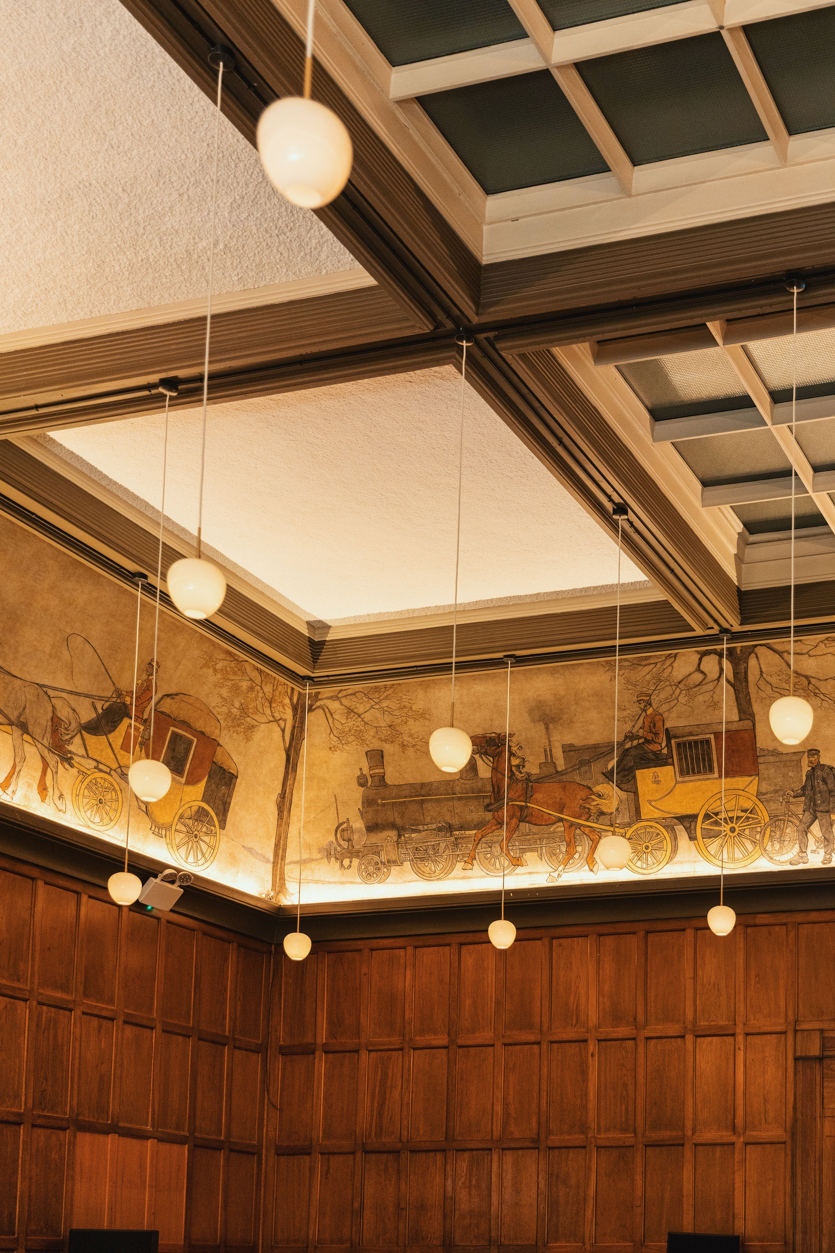 Villapostxpieces Dec25 01